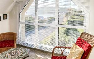 Amazing Apartment In Plougasnou With Wifi