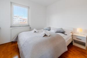 Cherry City Stay Apartment With Parking - Happy Rentals
