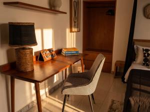 Ando House Modern 2BR Fast Wi-Fi Private Pool City Center