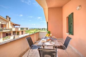 Chianti Wine Site Apt Private Balcony - Happy Rentals