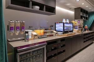 Home2 Suites by Hilton West Edmonton