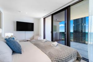 Luxury Brand New 4BR Sub-Penthouse YVES Ocean Views