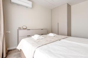 Tech Park & Glam 1BDRM Free Parking Fast Wifi