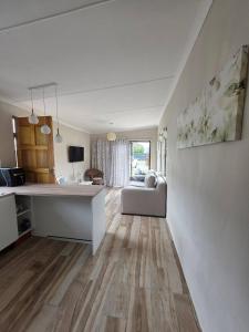 Tranquil 1-Bedroom Apartment Near Gonubie Beach