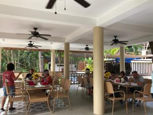 Island Garden Beach Resort