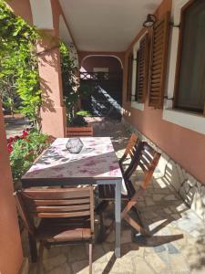 Apartman Lena