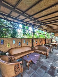 Made Oka Homestay and Warung