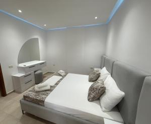 Florenc Apartment Sarande