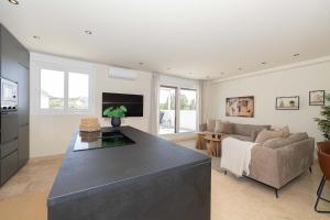 Navigolf 3-Bdr Townhouse with Golf Views and Private Terrace