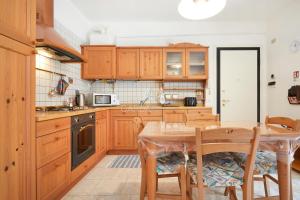 Silver Apartment - Giardino privato e piscina vicino al lago