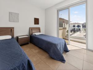 Pernera Seaside Villa - Sun, Sea, Poolside Bliss