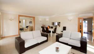 Top villa, sea view to Galé beach - top location