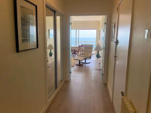 Appartement traversant T2 - Face mer et à proximité des commerces - LA BAULE - LB440-032