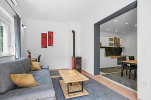 Apartment & Rooms - Marina