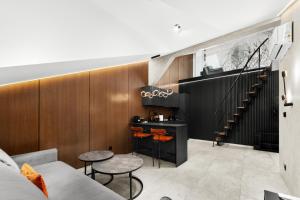 Heart of Cracow Two-Level Chic Apartment by BookingHost