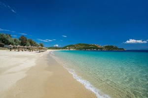 Votsalon Beach House - 30 meters from Alykes Beach