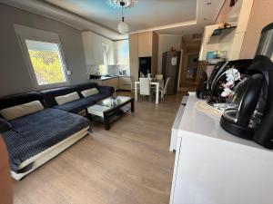 Mias Sea View Apartment