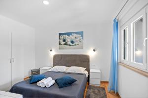 Apartment & Rooms - Marina