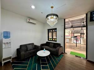 Aloh Tech Hotel
