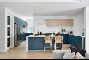 Four-Bedroom House Near Perth Airport