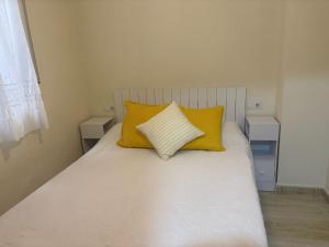 3-Bedroom Apartment with Terrace - 150m from Playa Lisa