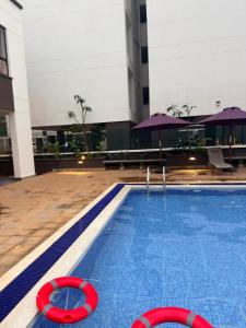 Modern and Cosy Studio Near Garden City Mall, Nrb