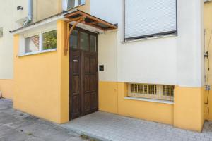 Studio with Balcony 300 m to the Beach Sopot by Noclegi Renters