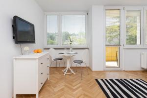Studio with Balcony 300 m to the Beach Sopot by Noclegi Renters