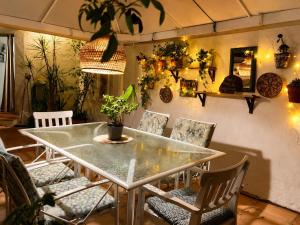 Grand patio apartment