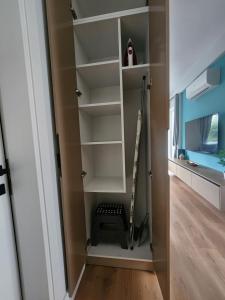 Modern Coastal Apartment, 3 min Walk to the Beach