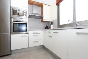 AT079 Apartment with pool 250 m from the beach