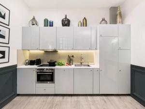 LivinParis - Luxury AC 3 Bedrooms République I
