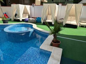 Mirage Family Hotel