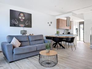 3112 - Villa Azura