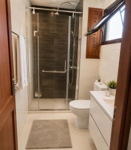 Luxury 4BR City View Apartment with Pools & WiFi
