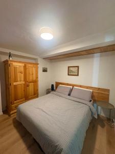 Apartment Clotes Escape