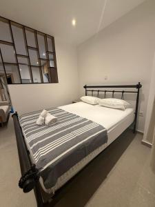 The Urban Gates Suites A