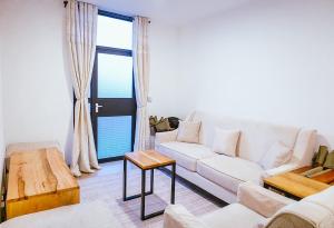 Apartment in Tilisi with California King size bed