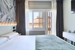 Hostal Sol y Miel
