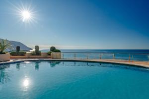 Exclusive hideaway, views, and year-round pool