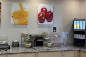 Quality Inn & Conference Centre Downtown