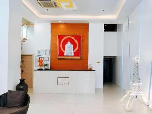 Suites Makati