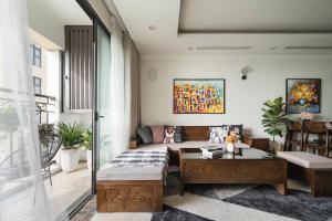 DLe Roi Soleil Apartment Westlake Hanoi Homestay