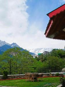 Manuallaya The Resort & Spa