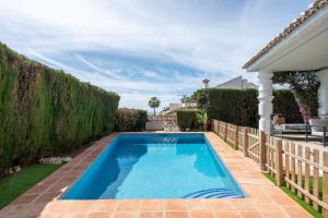 Villa Calahonda - Cozy Villa with Private Pool