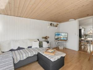 Holiday Home Pihla - 1km from the sea by Interhome