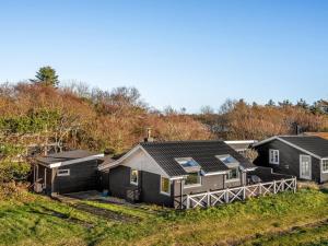 Holiday Home Esben - 15m from the sea by Interhome