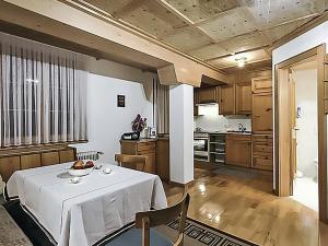 Apartment Ainhauser-2 by Interhome