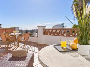 Apartment Almuñecar Tropical V-1 by Interhome