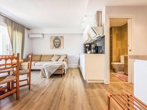 Apartment Fluromar by Interhome